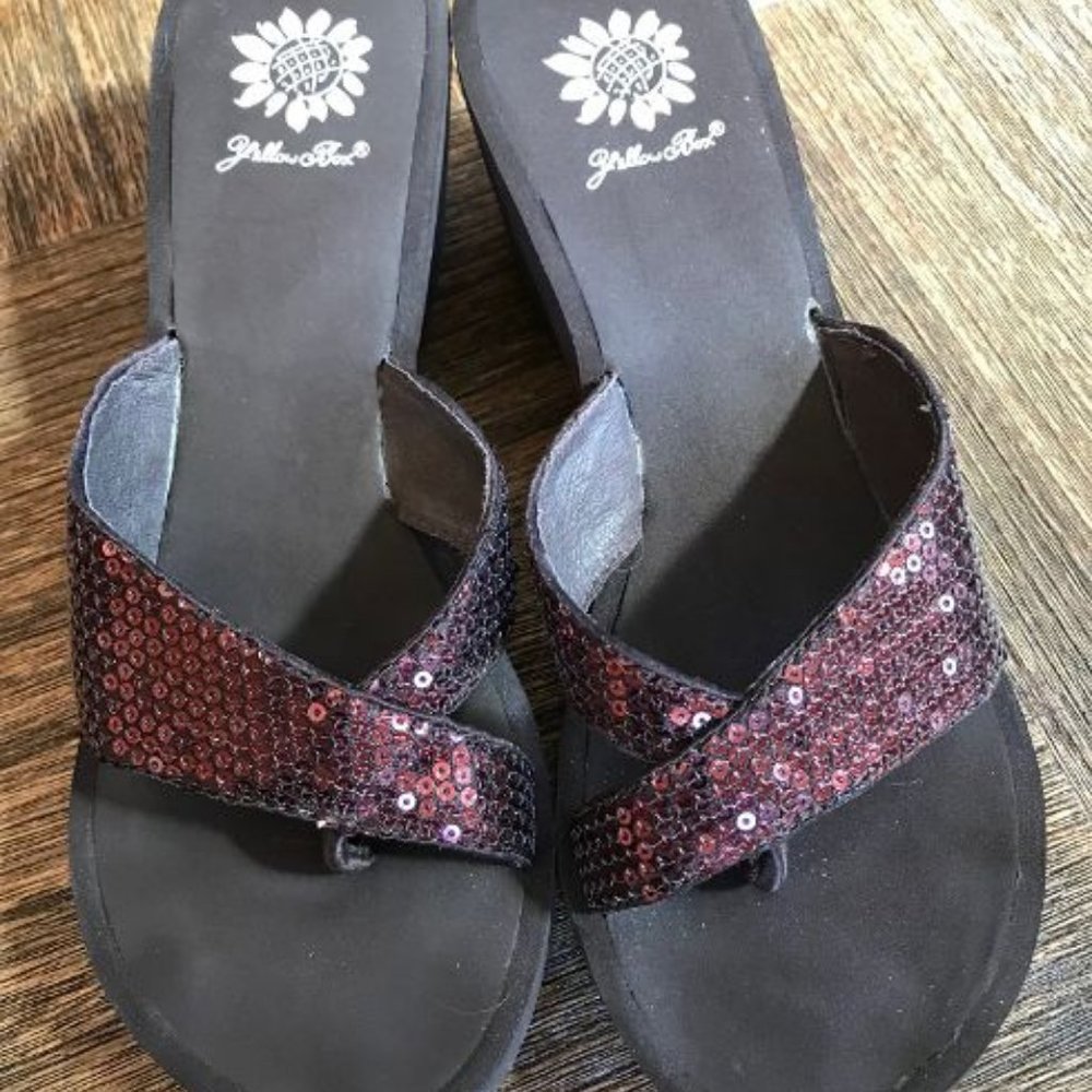 Yellow Box Bling Bronze Brown Sandals Size 7.5